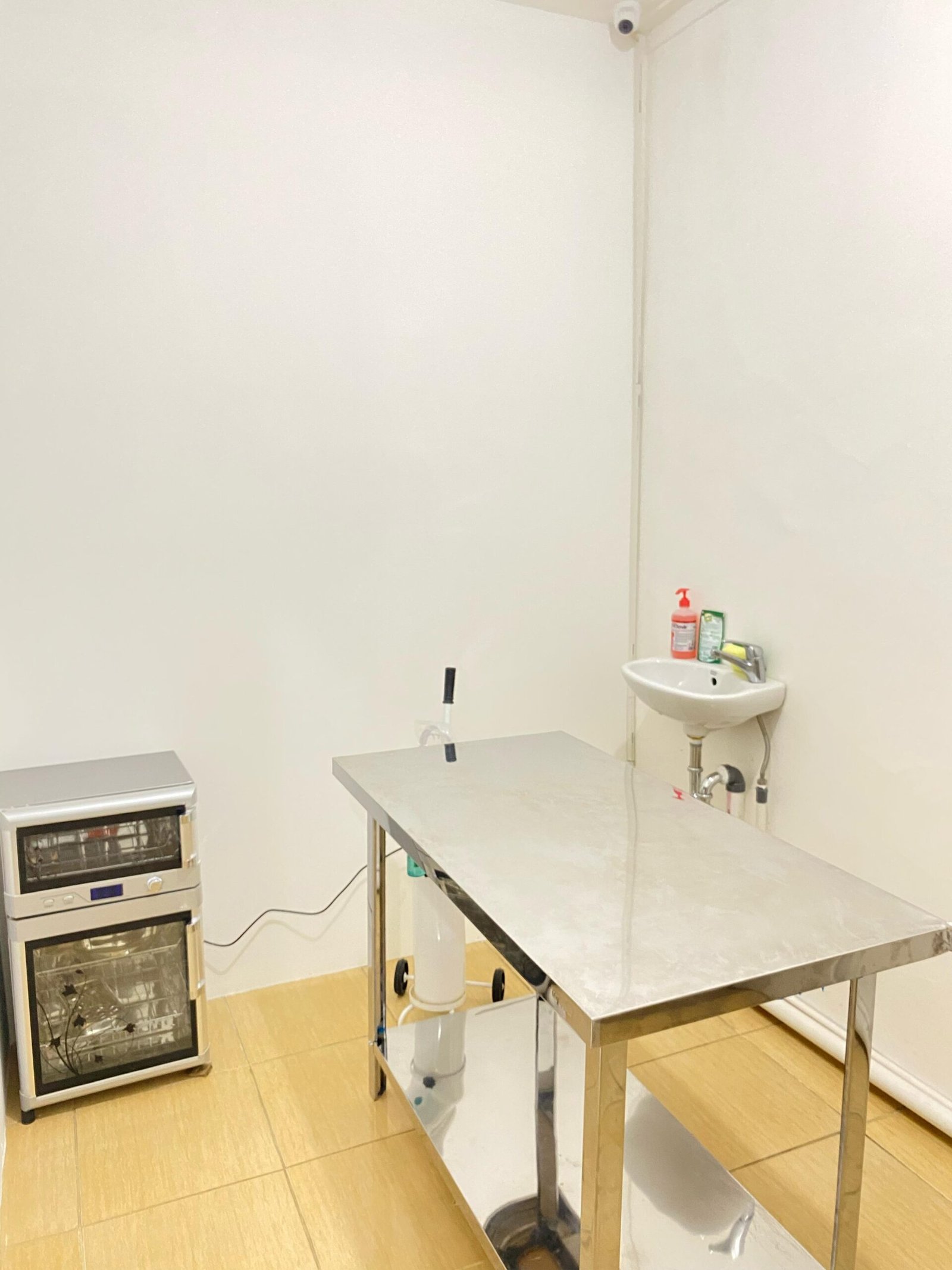 Klinik Dokter Hewan CIlandak